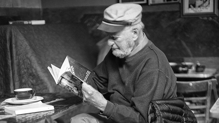 lawrence ferlinghetti 2012 770x433 acf cropped